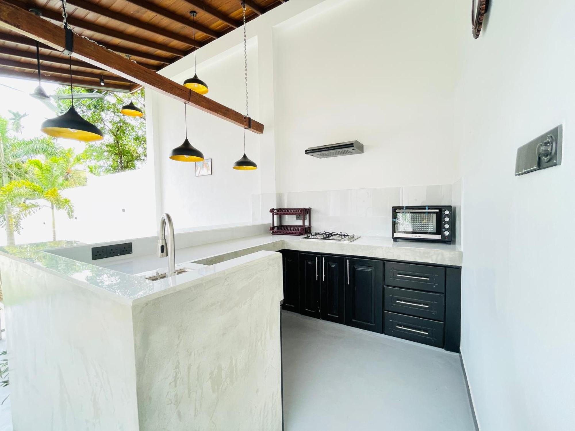 Thara Inn Villa Диквелла Экстерьер фото